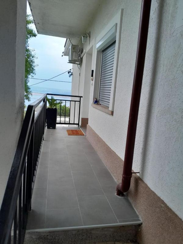 Apartments Roza - image 4