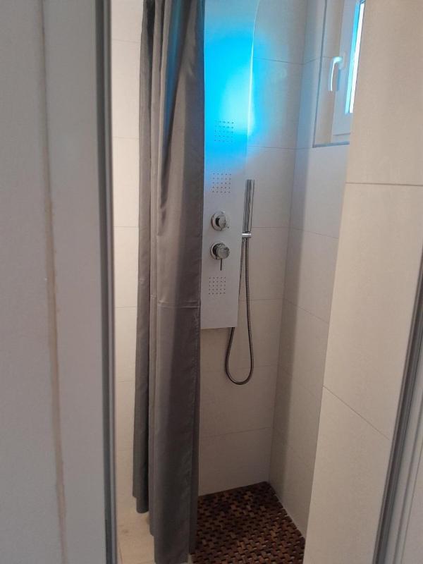 Apartments Roza - image 13