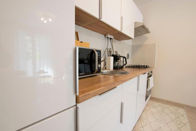 Apartment Molly - image 11
