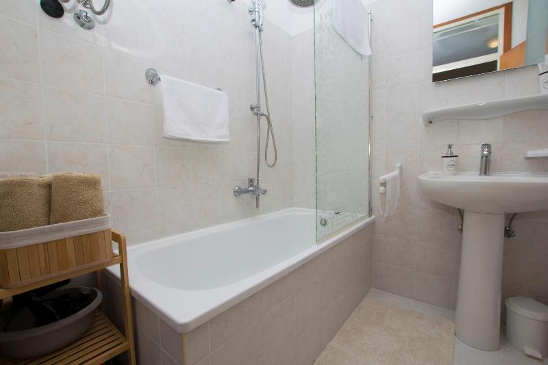 Apartment Molly - image 6