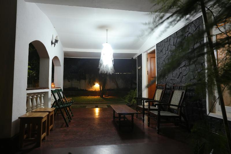 City Tourist Rest - image 1