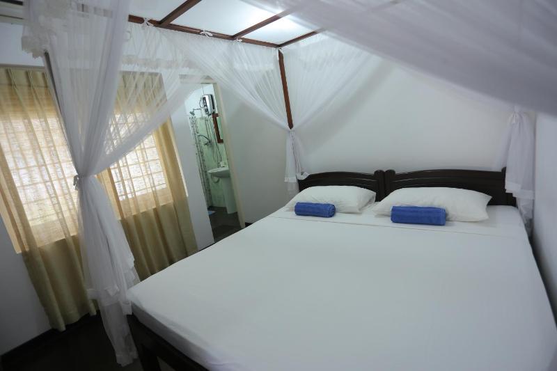 City Tourist Rest - image 12