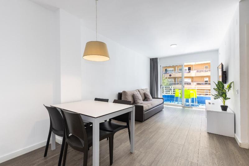 Rentalmar Zahara family suites - image 31