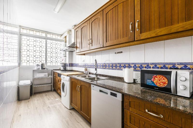 A&N Torre del Mar Lighthouse Beach Apartment Terrace - image 4