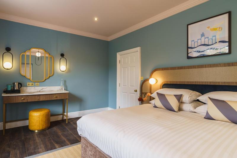 Boutique Double Room image 3