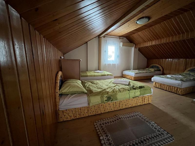Magdaléna Apartman - image 19