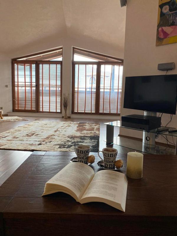 Suite with Mountain View image 3