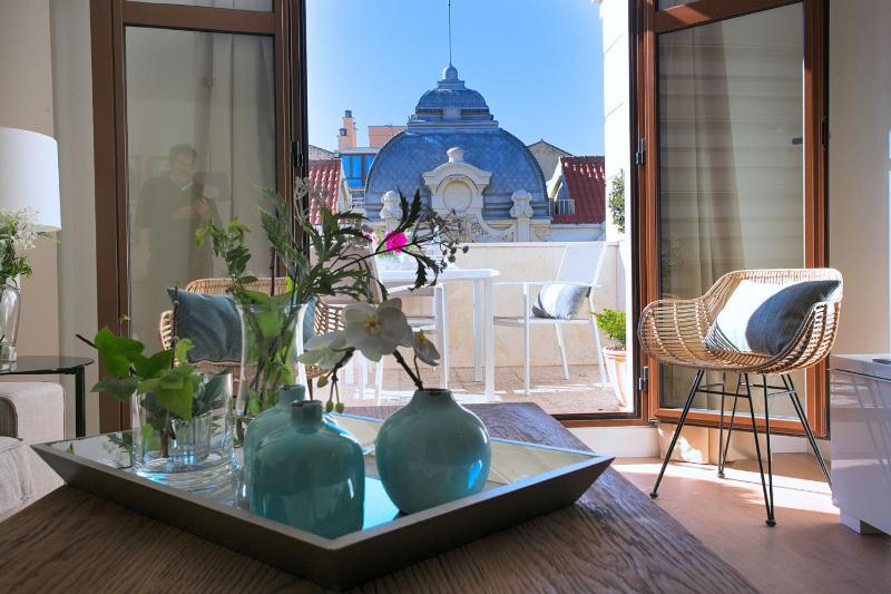Two-Bedroom Apartment with Terrace image 3