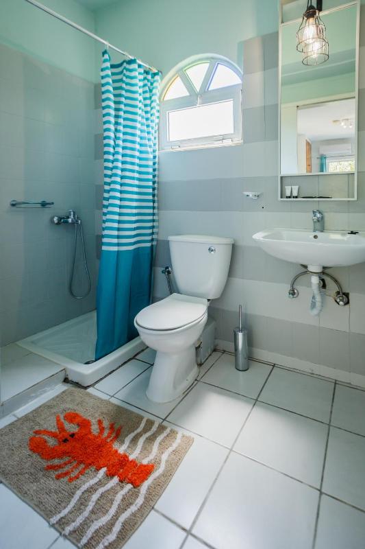 Studio (2 Adults) image 2