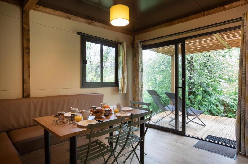Three-Bedroom Chalet image 4
