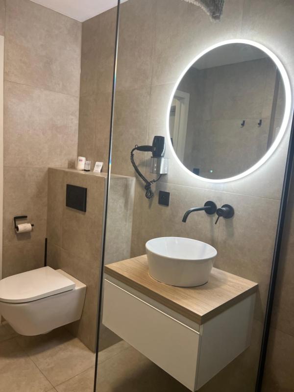 Budget Double Room image 4