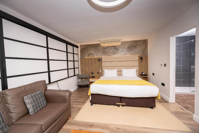 The Studley Hotel - image 8