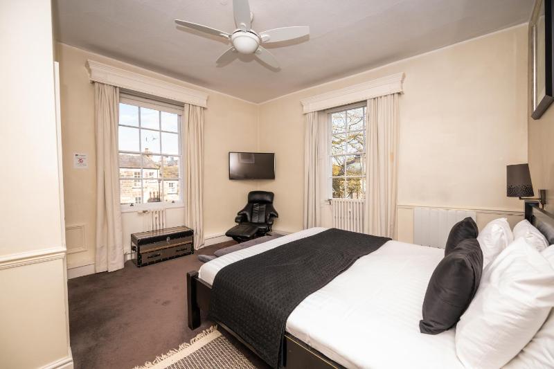 The Studley Hotel - image 3