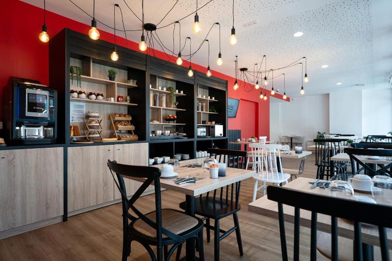 Nemea Appart Hotel Coliseum Amiens Centre - image 17
