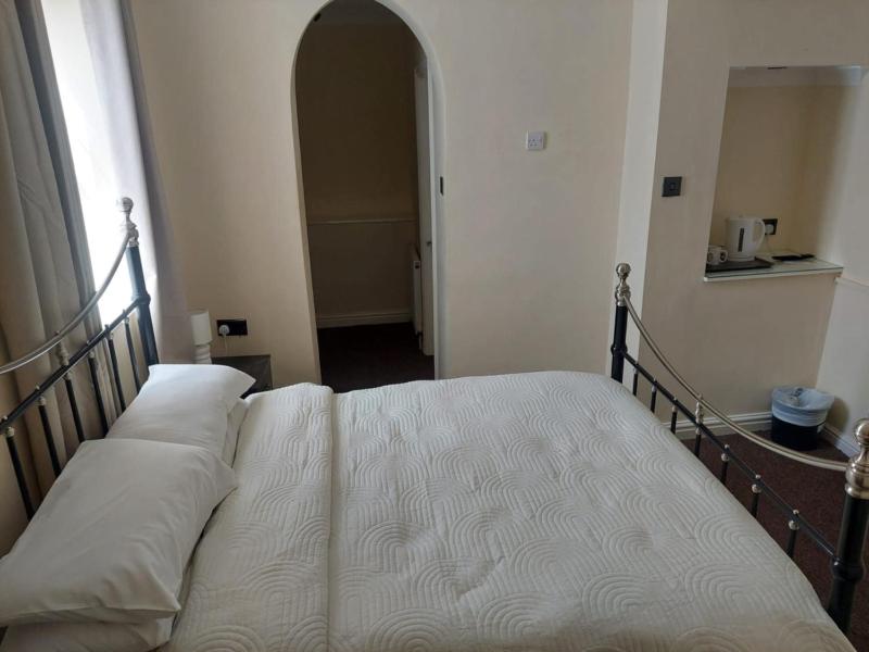 Edenfield Lodge - image 34