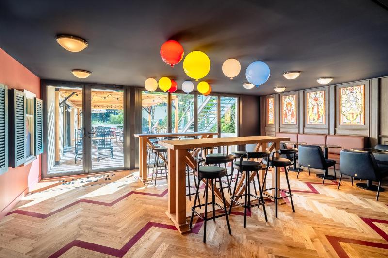 RockyPop Marseille Hotel - image 10
