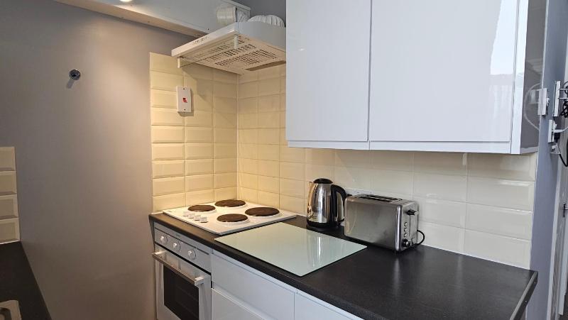 Clydesdale Apartments - image 41