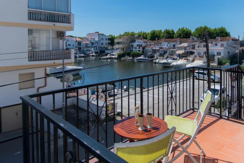 WELCS APARTAMENTO 276 EMP con terraza - image 8