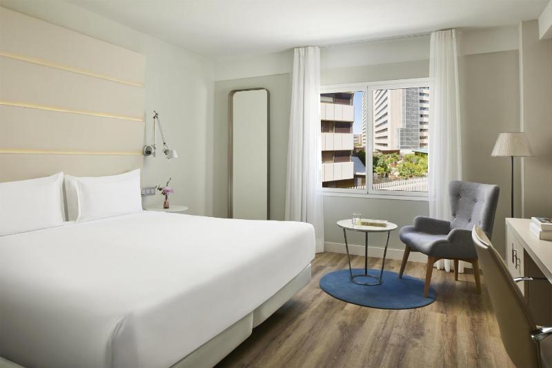 Standard Room with View image 1
