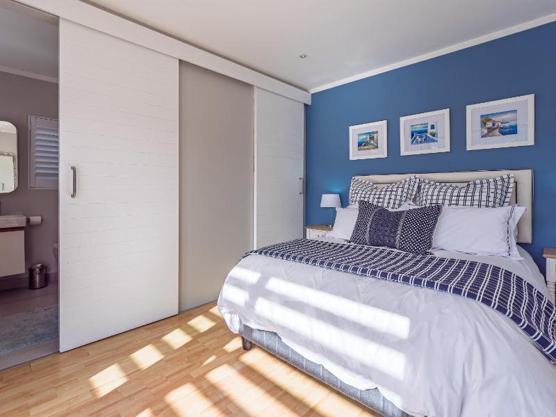 Sunny Dry Mill Apartment on Thesen Islands - image 15