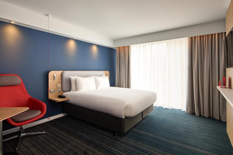 Double Room with Free Hot Breakfast - Accessible image 1