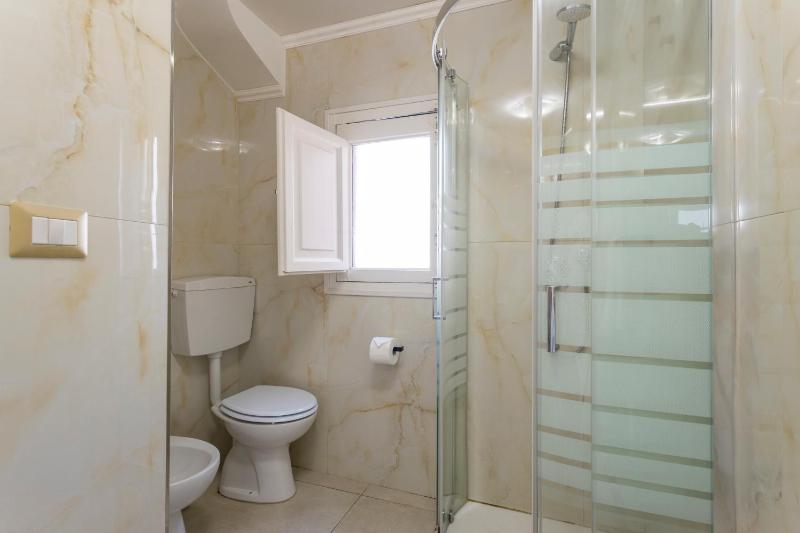 Catania Urban Rooms - B&B di Design a Catania Centro - Accoglienza e Servizi Top per la tua vacanza - Tariffe in Promo sul nostro sito cataniaurbanrooms it - image 12