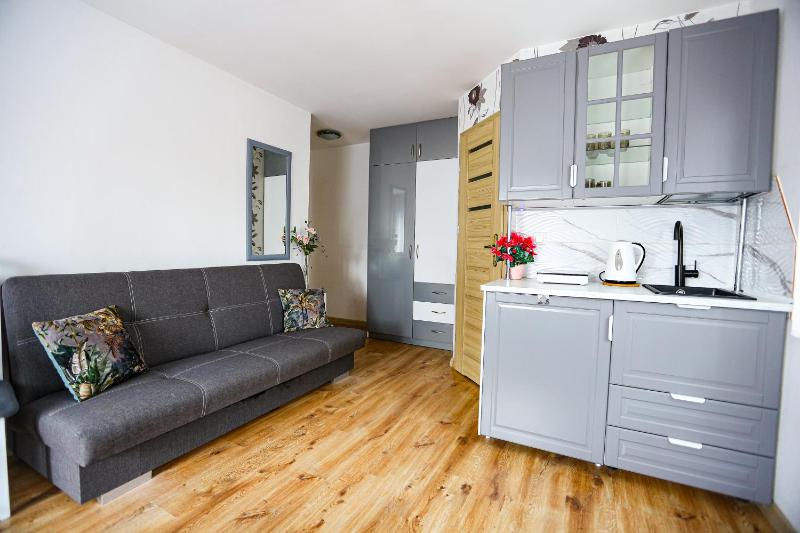 Quadruple Room with Balcony image 4