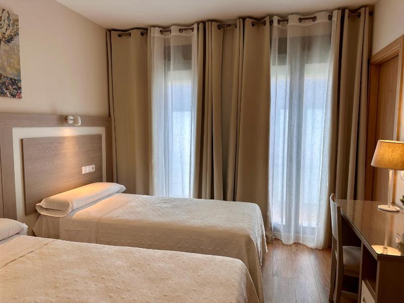 Double or Twin Room image 1