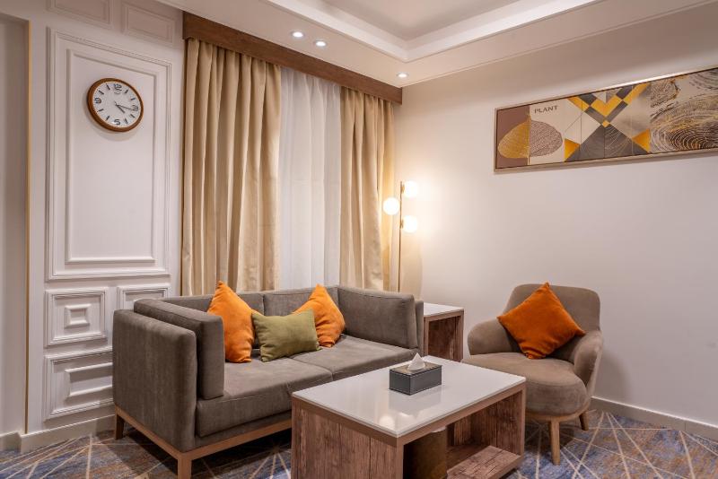 Nars Plus Al Naeem Hotel - image 7