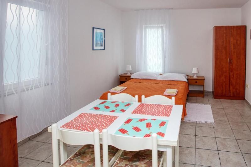 Studio with Terrace and Sea View image 4