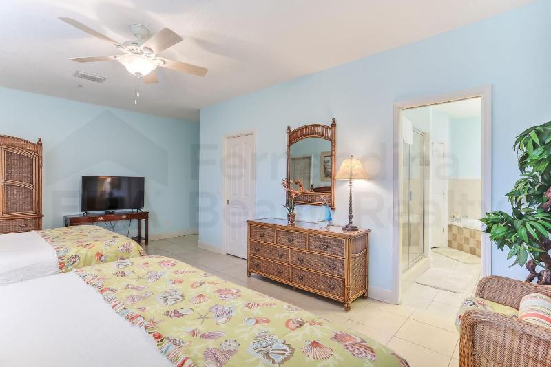 241 S Fletcher Ave - image 20