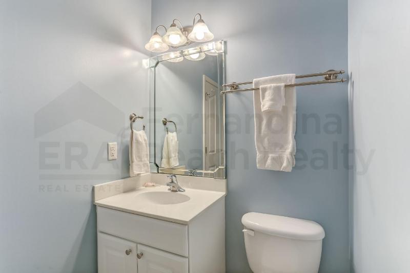 241 S Fletcher Ave - image 22