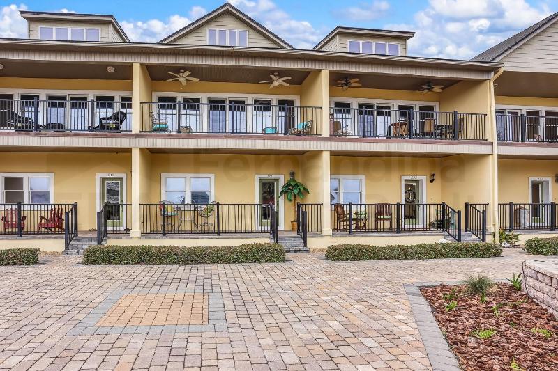 241 S Fletcher Ave - image 35