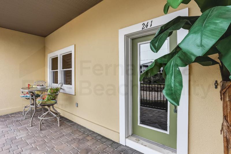 241 S Fletcher Ave - image 15