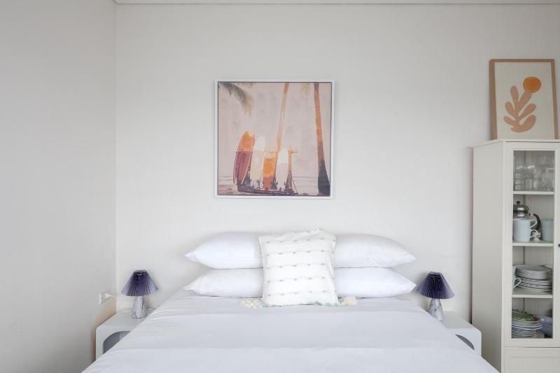 Studio in Elizabeth Bay with City Views - image 9