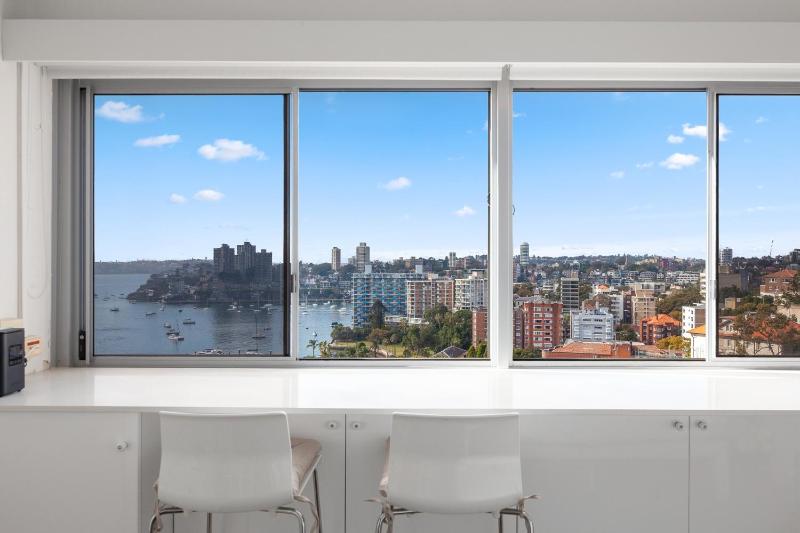 Studio in Elizabeth Bay with City Views - image 10