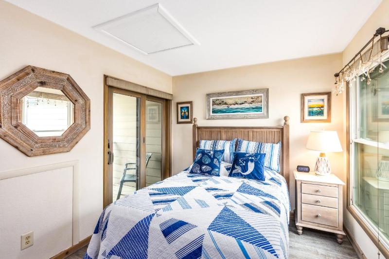SCR3B - Seas the View (formerly Scrimshaw Penthouse) - image 40