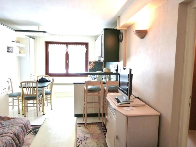 Appartement T2 a louer aux Gets - Chavannes menage inclus - FR-1-573-142 - image 1