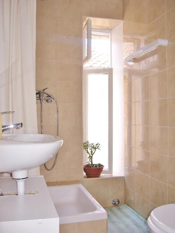 Double Room image 2