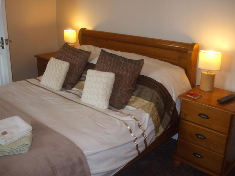 Twin Room image 1