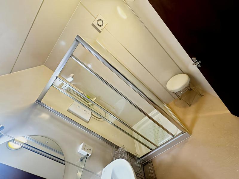 Quadruple Room image 3