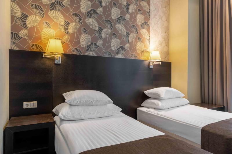 Comfort Double or Twin Room image 4