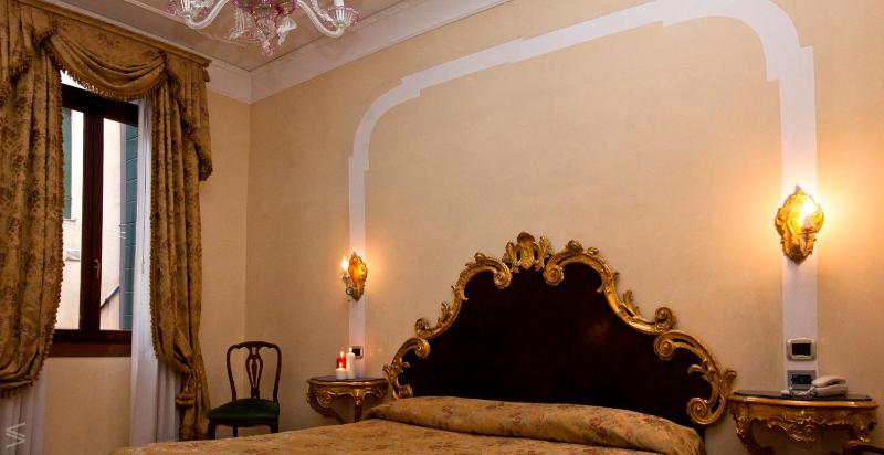 Superior Family Room image 4