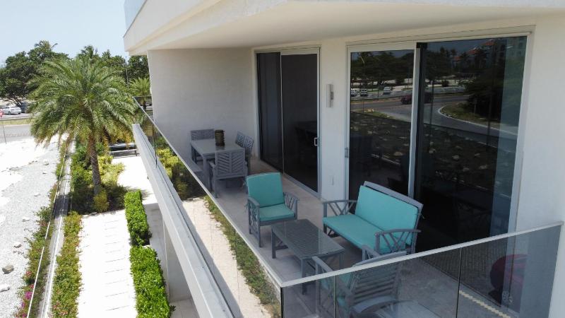 Luxury Beach 2BR Condo Coral By Bocobay - image 13