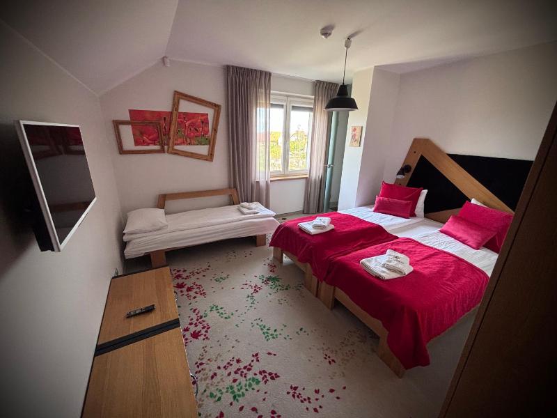 Deluxe Double Room (2 Adults + 1 Child) image 2