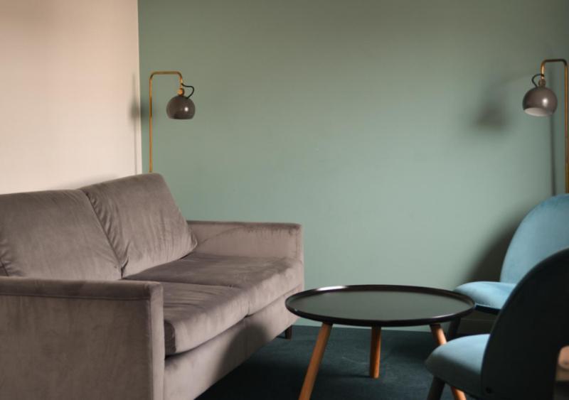 Family Room image 4