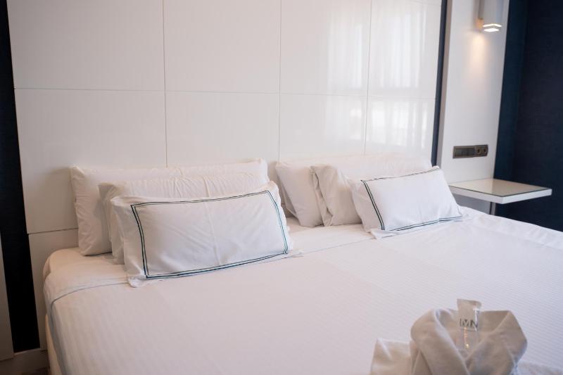 Premium Room image 3