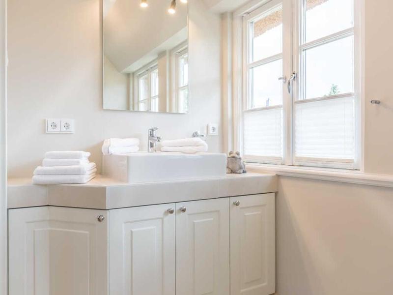 Three-Bedroom House image 2