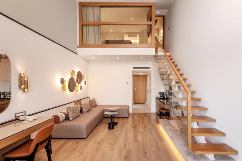 Quadruple Room with Sea View image 4