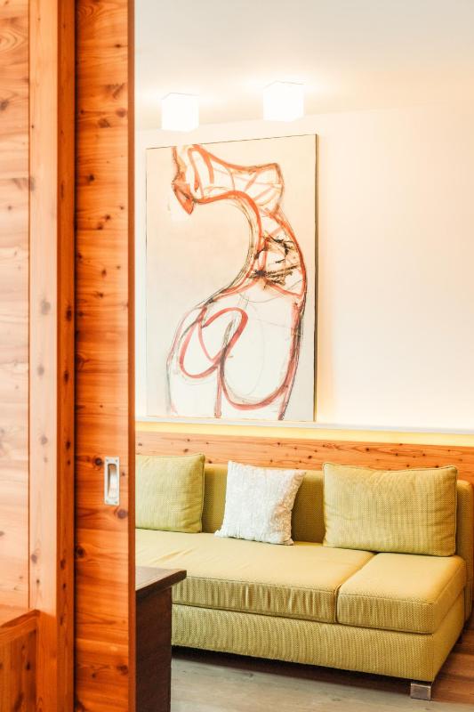 Junior Suite with Balcony image 3